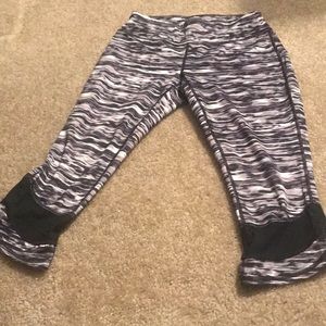 DryTech crop workout leggings